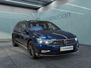 VW Passat Variant, 2.0 TDI Elegance IQ Light, Jahr 2023 - München