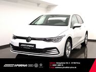 VW Golf, 1.5 TSI VIII Life, Jahr 2020 - Pirna