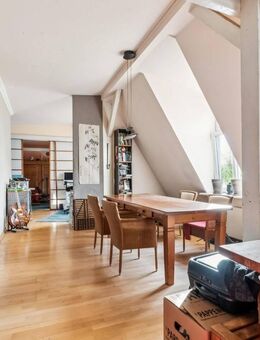 Ihre Gelegenheit: Dachgeschoss inkl. privater Dachterrasse nahe des Isebekkanals wartet auf Ihr Design - Hamburg