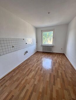 Schöne 2,5 Raum Wohnung in Neudorf - Duisburg