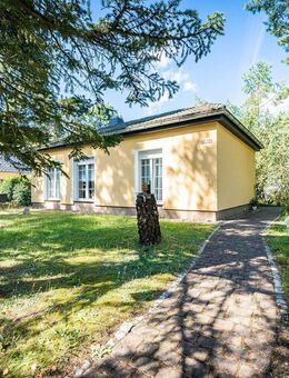 Bungalowtraum mit kleinem Gästedomizil - Komfortables Wohnen auf einer Ebene - Möser