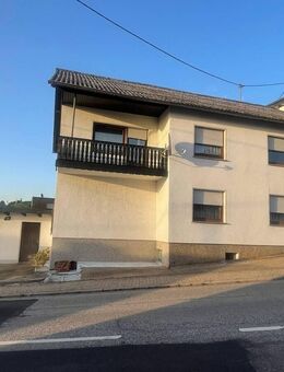 Zweifamilienhaus in Heusweiler / Holz - ideal zur Kapitalanlage oder Eigennutzung - Heusweiler