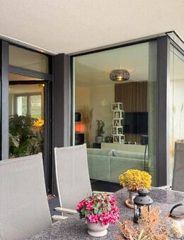 Blaustein HEIMKOMMEN + WOHLFÜHLEN! Großzügige 3-Zi.-Dachgeschoss-Wohnung mit sonnigem Südwest-Balkon - Blaustein