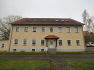 Idyllisch im Grünen - helle Zweizimmerwohnung im 1. Obergeschoss - Döbeln