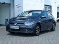 VW Polo, 1.0 TSI Life (95 ), Jahr 2023 - Meißen