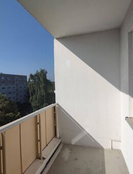 SINGLEWOHNUNG mit BALKON - Zeitz