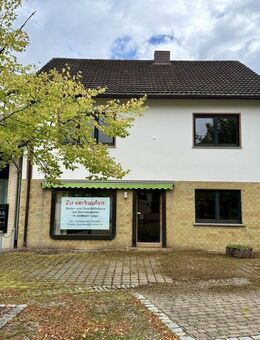 Flexibel nutzbares Wohn-/Geschäftshaus mit Lagerhalle in zentraler Lage von Weiskirchen- Thailen - Weiskirchen