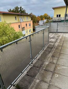 Schöne 3 Zimmerwohnung mit großem Balkon und Fernblick - Oberasbach