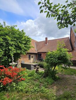 Mitten im Ort - Bauernhaus für Individualisten in Pet.-Windheim - Petershagen