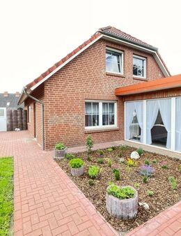 *** Renoviertes EFH mit Terrasse u. Garten *** - Holtland