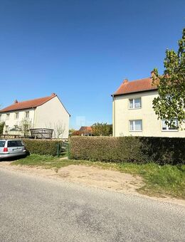 Wohnpaket mit Entwicklungspotenzial - 6 Einheiten - 6 Garagen - großes Grundstück - Klein Trebbow