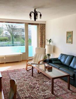 Von privat u. bezugsfrei: Ruhige u. gut geschnittene 2-Zimmer-Wohnung mit Balkon - Freiburg (Breisgau)