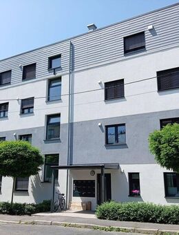 Moderne Erdgeschosswohnung mit Terrasse, Keller & Garage in Meiningen - Meiningen