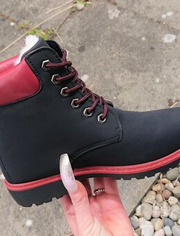 Gr. 37 + 38, gefütterte Schnür- Stiefelletten / Boots in schwarz-rot - Bruchköbel