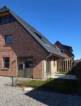 Obergeschoss-Neubauwohnung in strandnaher Lage - mit erlaubter Ferienvermietung - Hörnum (Sylt)
