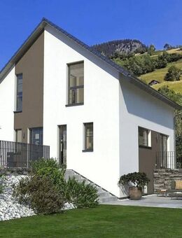 Ein - Familienhaus mit dem Plus an Raum - Integrierter voll ausgebautem und beheizten Keller - Solingen (Klingenstadt)