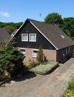 Einfamilienhaus mit Einliegerwohnung und Ausbaureserve in Beverstedt - Beverstedt