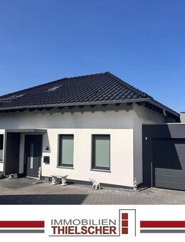 Modernes, freistehendes Einfamilienhaus mit Garten, Terrasse und Garage in guter Lage von Gillrath - Geilenkirchen
