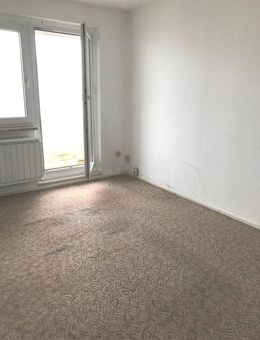 Günstige 3- Zimmer-Wohnung zur Selbstsanierung - Mülsen