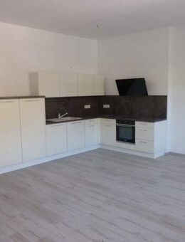 2-Raumwohnung in gehobener Ausstattung im Stadtzentrum von Saalfeld - Saalfeld (Saale)