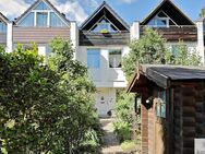 Familienfreundliches Reihenhaus mit Garten, drei Balkonen und Stellplatz in Hassels - Düsseldorf