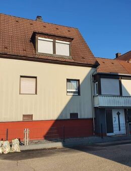 TOP-ANGEBOT - viel POTENZIAL, viel RAUM, viel PLATZ, EFH mit separater Wohnung und großem Grundstück mit Genehmigung für 3-FH - Emmendingen