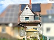 Reihenmittelhaus mit Garage in Do-Wickede-zentral, neue Photovoltaikanlage, überdachte Terrasse - Dortmund