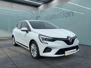 Renault Clio, 1.5 V BLUE dCi Intense SHZKEYLESSPDC, Jahr 2021 - München