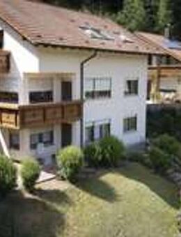 Traumhaftes Einfamilienhaus mit Einliegerwohnung - Ruhige Hanglage mit herrlicher Aussicht - Bad Wildbad