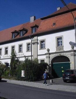 Historischer Gebäudekomplex in Barockarchitektur - Auenwald