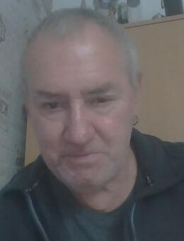 Netter Mann 66 sucht ihn für eine feste zärtliche Beziehung - Kassel Niederzwehren