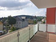 Großer Balkon! Mit Aufzug und ebenerdiger Dusche! Solarstromnutzung! Erstbezug! Sofort bezugsfrei! - Schwarzenberg (Erzgebirge) Zentrum