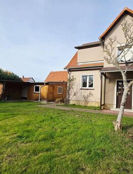 Einfamilienhaus, saniert & unterkellert inkl. Partyhaus & Werkstatt in Obernissa - Weimar