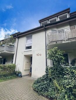 Direkt bezugsfrei ! Gemütliche 2 Zi. Wohnung mit großflächiger Terrasse in FR-Zähringen ! - Freiburg (Breisgau)