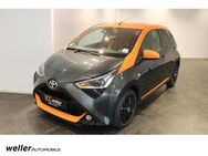 Toyota Aygo, 1.0 X x Apple Android, Jahr 2020 - Bietigheim-Bissingen