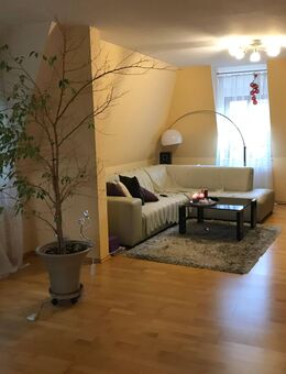 Große Dreiraumwohnung in unmittelbarer Nähe zum Stadtzentrum - Suhl