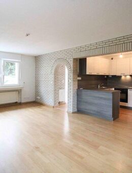 Moderne 2-Zi.- Souterrainwohnung mit separatem Eingang, schicker EBK und Stellplatz in LEV-Opladen - Leverkusen