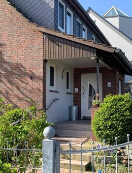 Großzügige 3 - Zi.-Wohnung im Obergeschoss, in ruhiger und gepflegter Lage - Dörverden