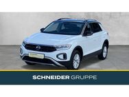 VW T-Roc, 1.0 TSI Life, Jahr 2022 - Oederan