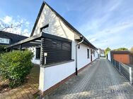 Jetzt einziehen! Zweifamilienhaus mit Garten & Terrasse in ruhiger Lage in Norderstedt - Norderstedt