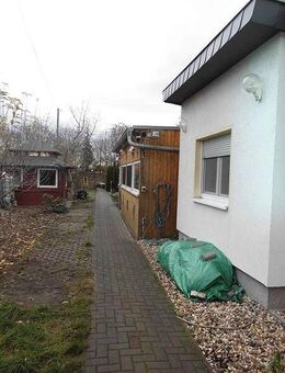 Individuelles Grundstück mit Bungalowbebauung und vielen Extras - Magdeburg