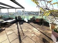 3-Zi.-Wohnung mit großzügiger Terrasse und toller Aussicht in Esslingen-St. Bernhardt - Esslingen (Neckar)