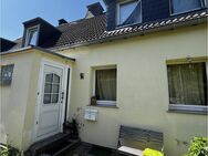 !!Handwerker aufgepasst!! renovierungsbedürftige ETW mit Einfamilienhaus-Charakter in Aachen-Forst - Aachen