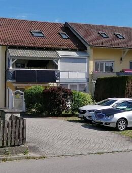 RESERVIERT!Charmante 3-Zimmer-Etagenwohnung in Vilshofen - Ruhige Wohlfühloase mit Ausblick+ Garage! - Vilshofen (Donau)