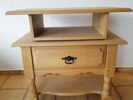 TV Tisch mit Drehausatz aus Vollholz - Eime
