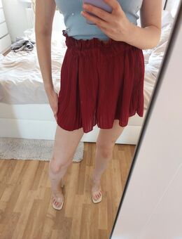 Stoff Shorts Rot Damen S - Bestensee