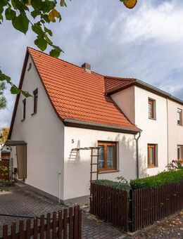 Doppelhaushälfte mit Potenzial und Nebengelass in Camburg - Dornburg-Camburg