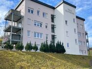 Moderne und neuwertige Eigentumswohnung mit überdachter Terrasse und kleinem Garten in Pluwig - Pluwig