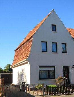 ZURZEIT RESERVIERT: Reihenendhaus in Innenstadtnähe - Verden (Aller)