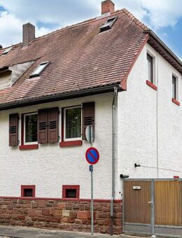 Charmantes Reihenendhaus mit Garage und Innenhof in angenehmer Lage von Reinheim - Reinheim